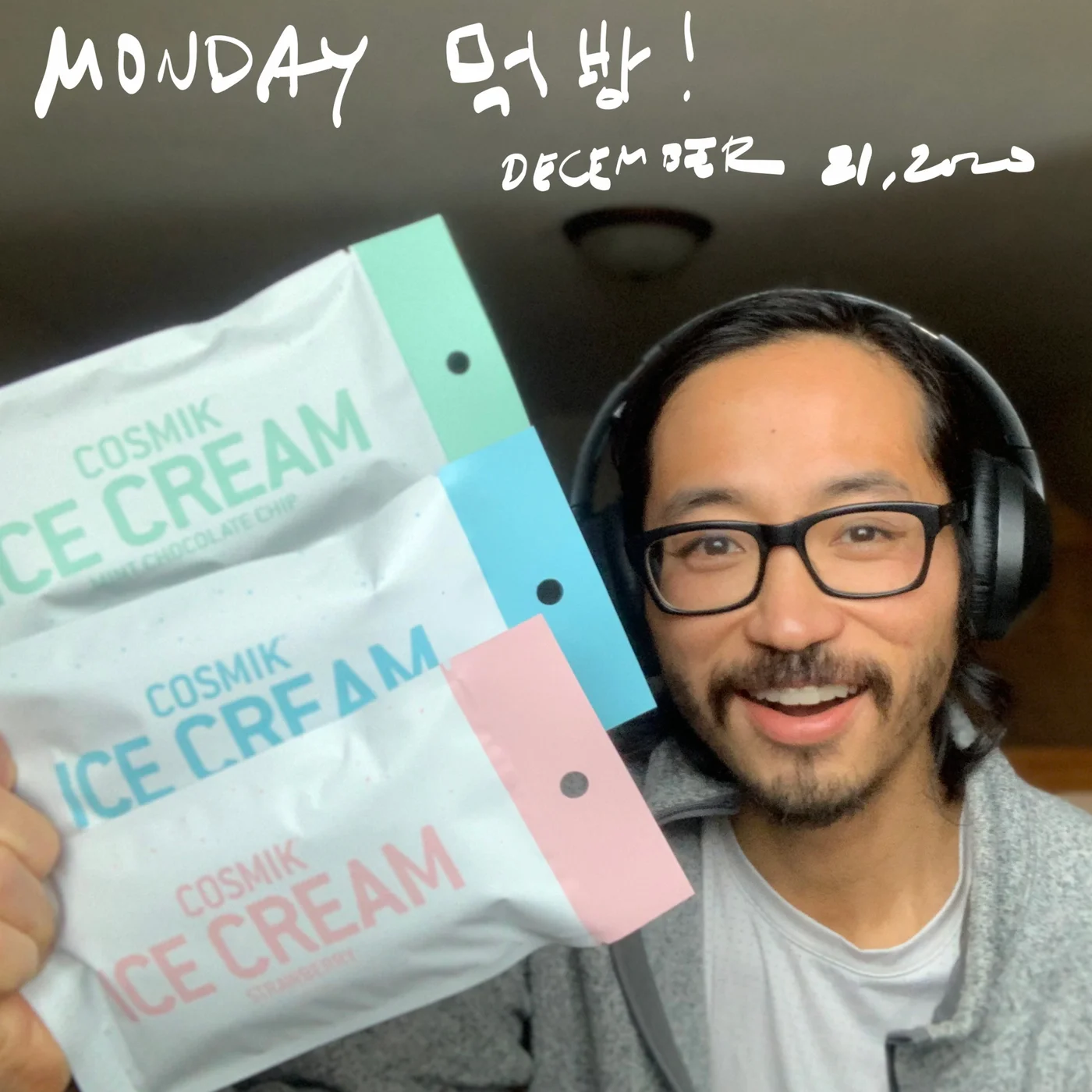 Monday Mukbang! Cosmik Freeze Dried Ice Cream