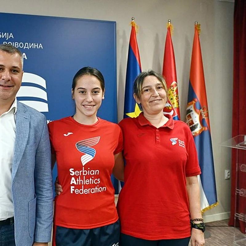 Adriana Vilagoš